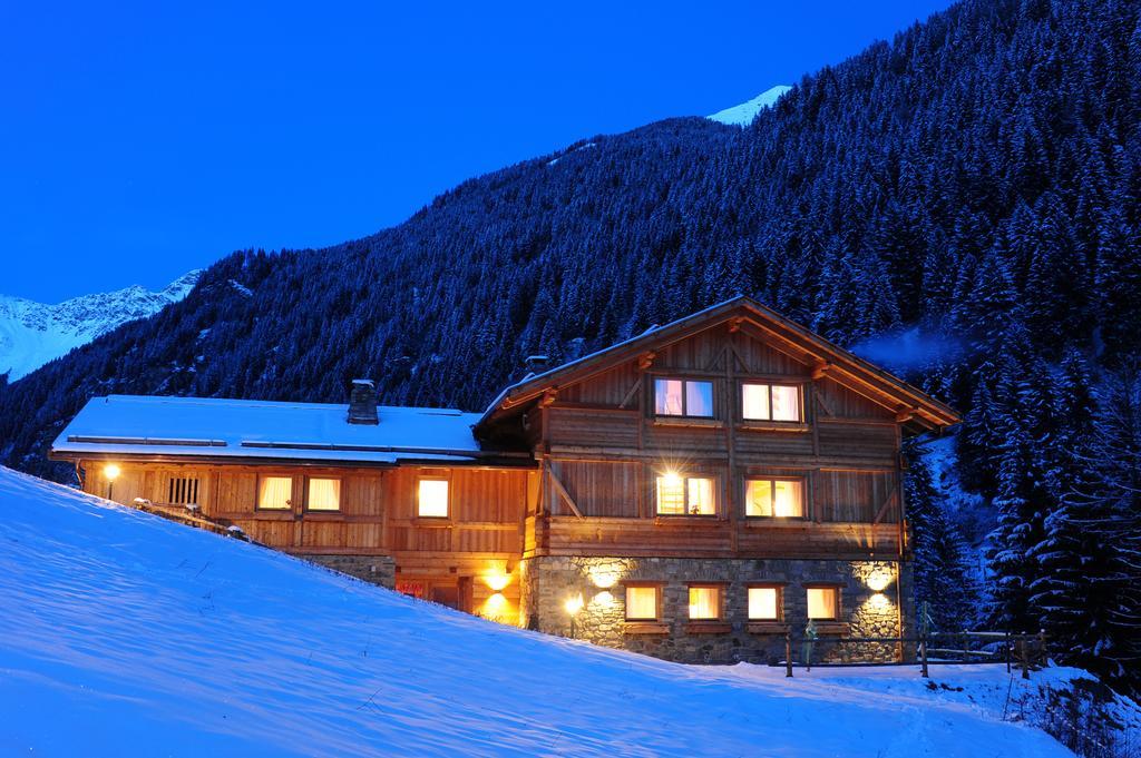 Chalet Alpenrose Bio Wellness Naturhotel Коголо Экстерьер фото
